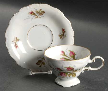 JOH152 Footed Cup & Saucer Set