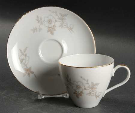 JOH17 Flat Cup & Saucer Set
