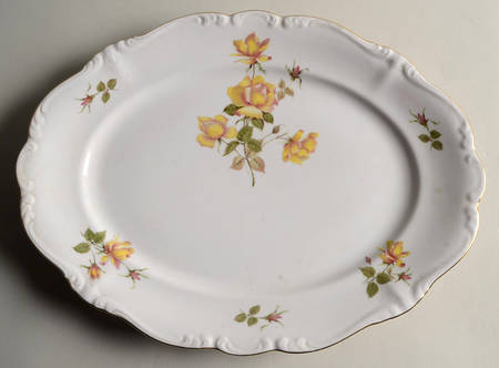 JOH18 14" Oval Serving Platter by Johann Haviland