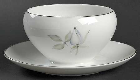 JOH2 Gravy Boat with Attached Underplate
