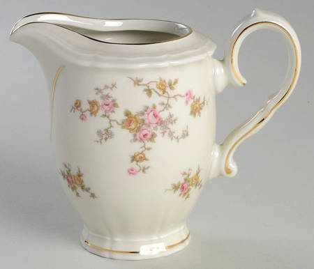 JOH32 Creamer