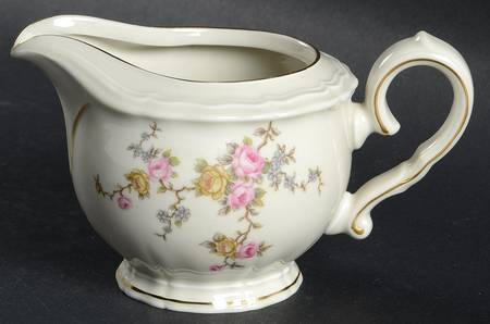 JOH32 Creamer