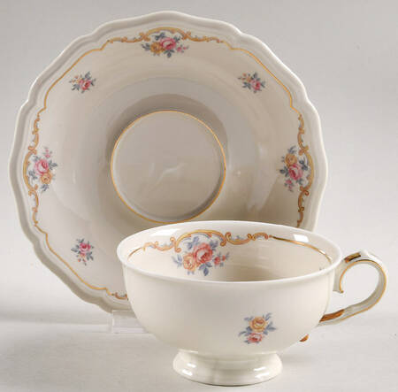 JOH37 Footed Cup & Saucer Set