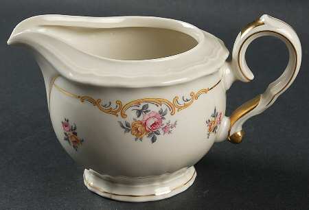 JOH37 Creamer