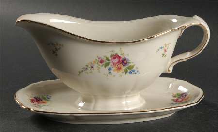 JOH4 Gravy Boat with Attached Underplate
