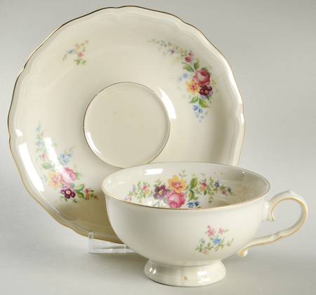 JOH4 Footed Cup & Saucer Set