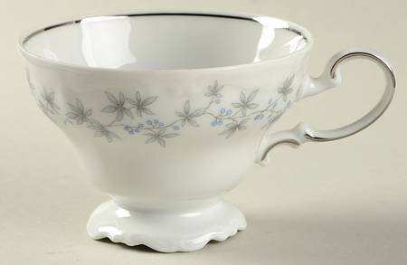 JOH40 Footed Cup