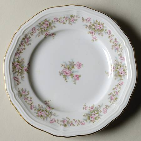 Wild Rose (1-16" Gold Trim) Bread & Butter Plate
