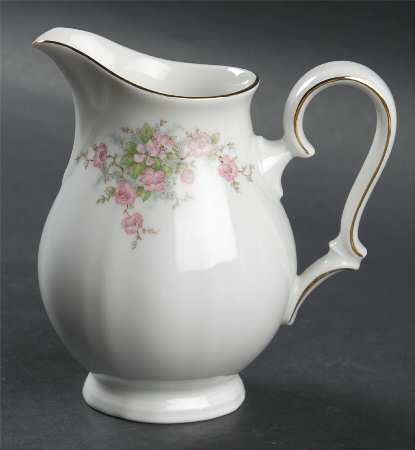 Wild Rose (1-16" Gold Trim) Creamer