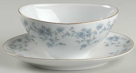 JOH48 Gravy Boat with Attached Underplate