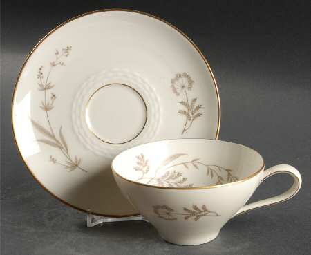 W863 Flat Cup & Saucer Set
