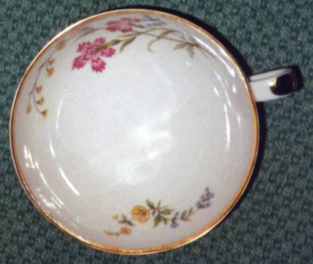 JOH50 Footed Cup
