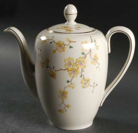 E653 Coffee Pot & Lid