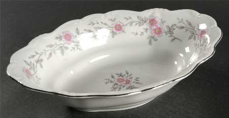 Louise 10" Oval Vegetable Bowl