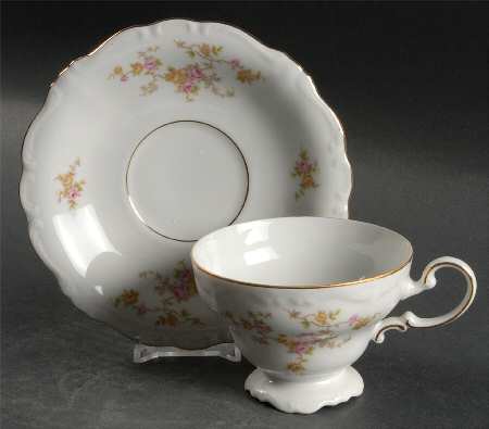 Michele Footed Cup & Saucer Set
