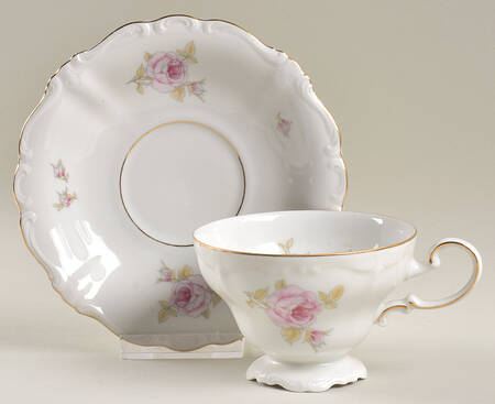 Michelene Footed Cup & Saucer Set