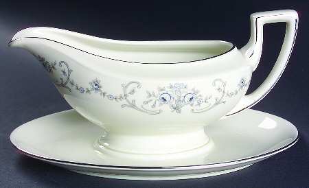 Rhineland-Danube Gravy Boat with Attached Underplate