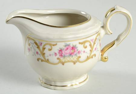 Romance Creamer
