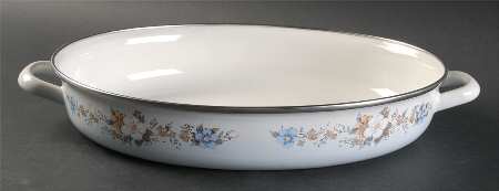 Spring Bouquet 13" Oval Metal Baker