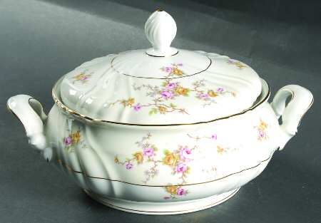Thornrose Cream Round Covered Vegetable