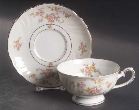 Thornrose Cream Footed Cup & Saucer Set