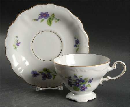 Violetta Footed Cup & Saucer Set