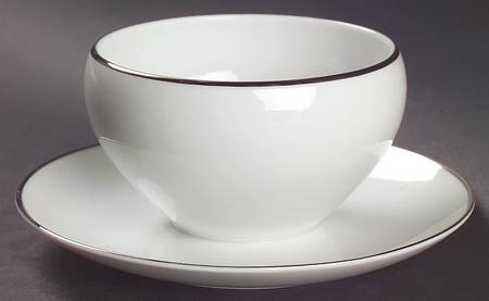 Wedding Ring Round Gravy Boat/Attached Underplate