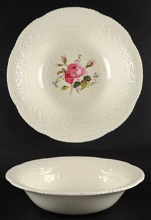 Birbeck Rose Pink 9" Round Vegetable Bowl
