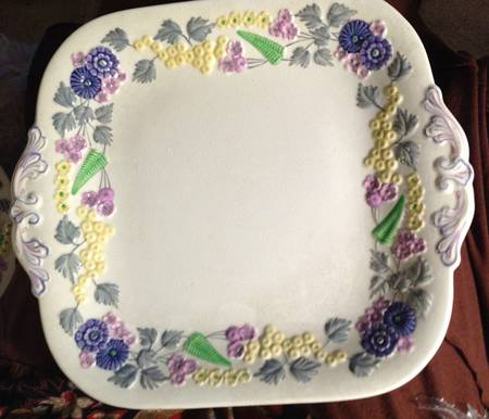 Devon Square Cake Plate