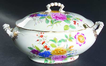 Garden Club Oval Tureen & Lid