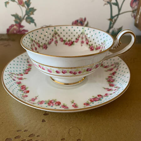 14695 Footed Cup & Saucer Set