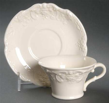 Marlborough Flat Cup & Saucer Set