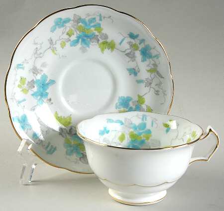 Mayfield Footed Cup & Saucer Set