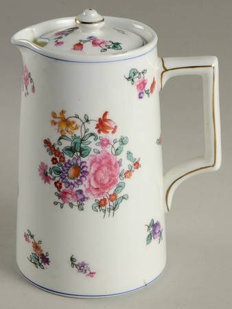 Olde English (Scalloped) Teapot & Lid