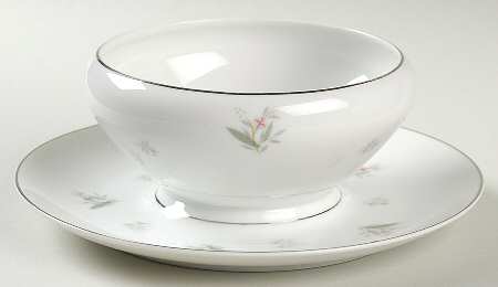 Calumet Gravy Boat with Attached Underplate