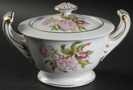 Hampton Sugar Bowl & Lid