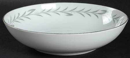 Helene 9" Round Vegetable Bowl