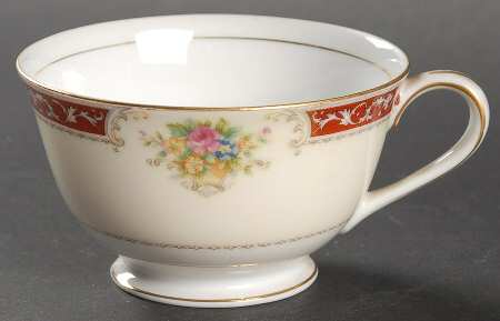 JYO12 Footed Cup