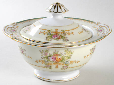 P559 Sugar Bowl & Lid by Jyoto