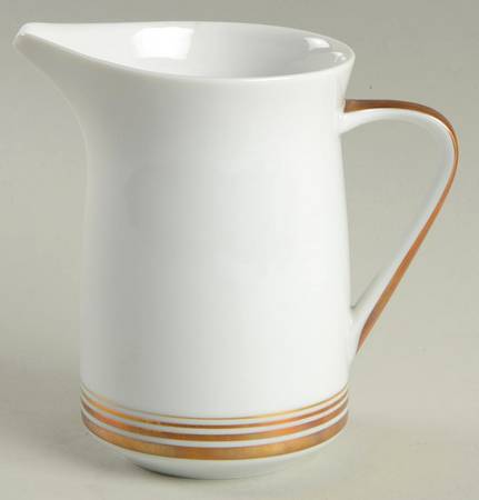 Monarch Creamer