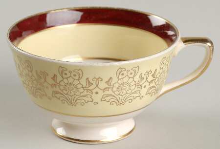 JB311 Footed Cup