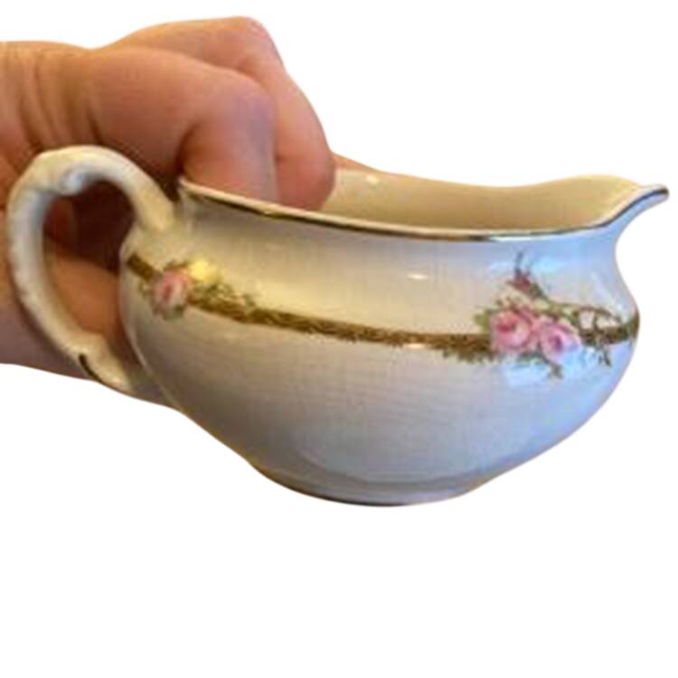 JB332 Creamer