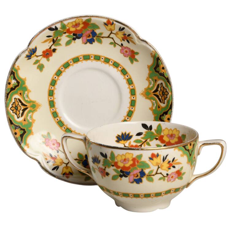 JB342 Flat Bouillon Cup & Saucer