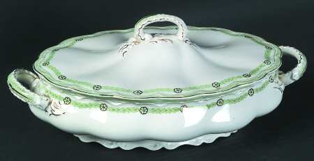 The Malvern (Elite) Oval Covered Vegetable