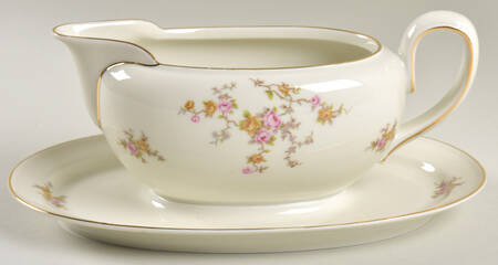 E628 Gravy Boat with Attached Underplate