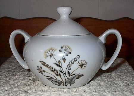 Fantasy (Floral Center) Sugar Bowl & Lid