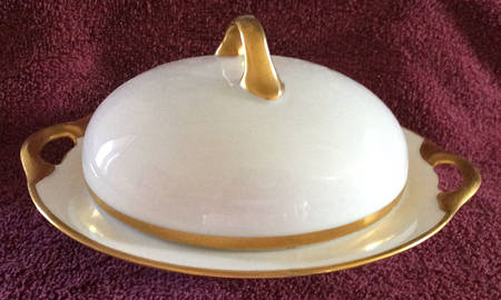 Roman Round Covered Butter