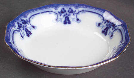 Royston (Gold Trim) Fruit/Dessert (Sauce) Bowl