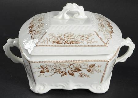 Sylvan Brown (Scalloped) Square Covered Butter