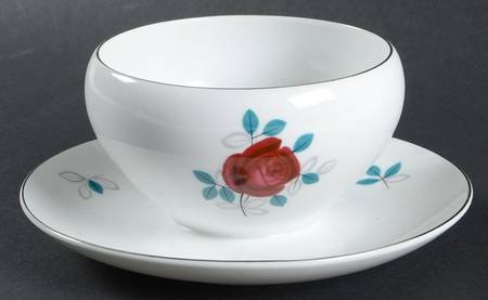 JOH235 Gravy Boat with Attached Underplate